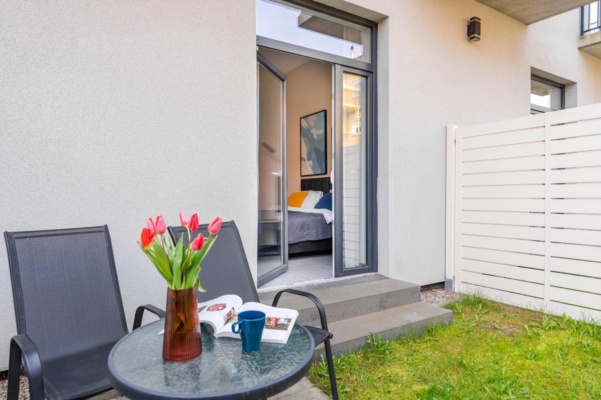 Ind.U Apartamenty Kolobrzeg Luaran gambar